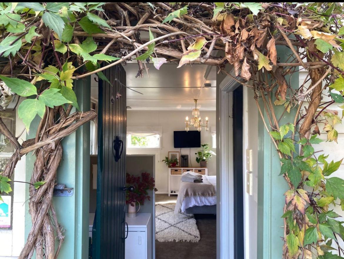 Green Door Cottage เกรย์ทาวน์ ภายนอก รูปภาพ